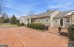 12903 FOUNTAIN HEAD Road, HAGERSTOWN, MD 21742