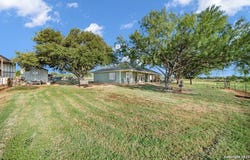 16020 Fm 463, Lytle, TX 78052
