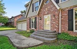 1005 Blueberry Lane, Liberty, MO 64068
