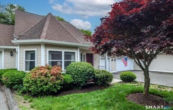 172 Summerfield Gardens, Shelton, CT 06484