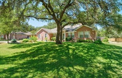 202 Treetop Way, Buda, TX 78610