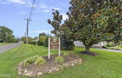 3411 Hamilton Place Dr, Morristown, TN 37814