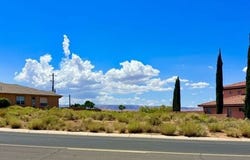 79 S Navajo Dr, Page, AZ 86040