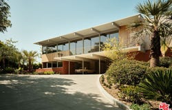 1035 Summit Dr, Beverly Hills, CA 90210