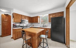 5001 Westhaven Boulevard, Lansing, MI 48917