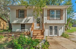 531 N Milton ST, Auburn, KS 66402