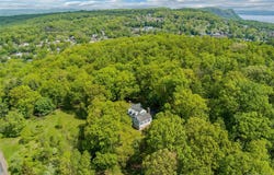 982 Bradley Parkway, Blauvelt, NY 10913