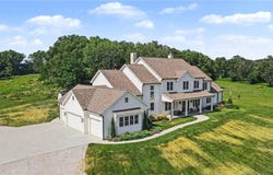 25590 Bundschu Road, Independence, MO 64056