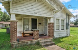 709 E 18th Street, Cameron, TX 76520