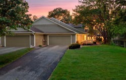 809 Ivy Lane, Eagan, MN 55123