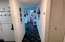 1900 W 68th St, Hialeah, FL 33014