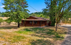4440 PALMER Rd, Dallas, OR 97338