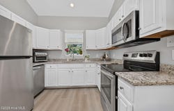 5094 Wyncie Wynd, Southport, NC 28461