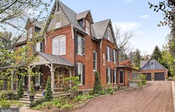 261 MAPLE Avenue, DOYLESTOWN, PA 18901