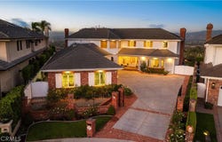 17 Sunpeak, Irvine, CA 92603