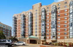 24 COURTHOUSE Square, ROCKVILLE, MD 20850