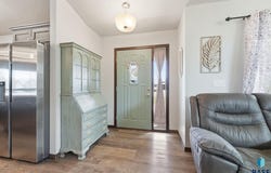 39 N 6th St, Baltic, SD 57003