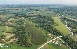 29893 185th. St., Crescent, IA 51542