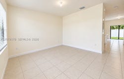 Hialeah, FL 33018