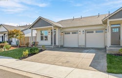 2391 W 9TH Ave, JunctionCity, OR 97448