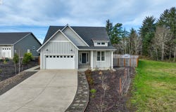 1190 SE BUGLE Ave, Warrenton, OR 97146