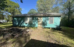 4696 CR 3400, Colmesneil, TX 75938