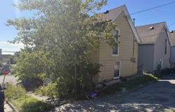 301 W 4th Street, Duluth, MN 55806