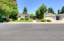 2147 Mitchell Avenue, Clovis, CA 93611
