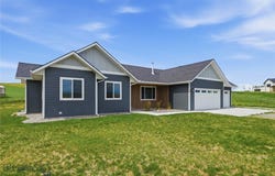 2 Paddlefish Court, Three Forks, MT 59752