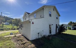 25 CLARK Lane, HONEY GROVE, PA 17035