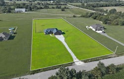 206 Maria Road, Clever, MO 65631