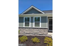 90 SUTHERLAND Way, MARTINSBURG, WV 25405