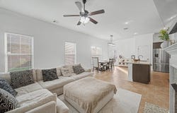 110 Hickory Knoll Ave, Gray, LA 70359