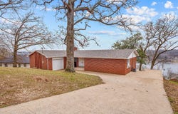 21380 Access Road, Shell Knob, MO 65747
