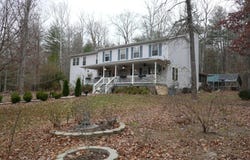 102 Hickory Ln, New Castle, VA 24127