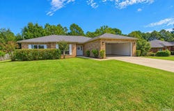 2056 Aurora Dr, Navarre, FL 32566