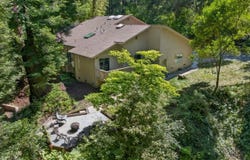 450 Vine Hill RD, Santa Cruz, CA 95065