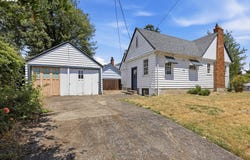 1694 WASHINGTON St, Eugene, OR 97401