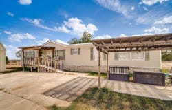 264 County Road 7710, Devine, TX 78016