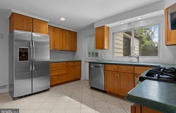 205 SPRUCE TREE Road, WAYNE, PA 19087