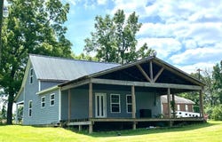 2339 E Tulip Road, Bloomfield, IN 47424