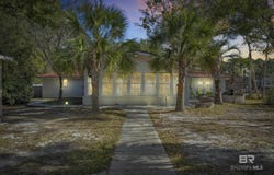 7789 Bayshore Drive, Elberta, AL 36530