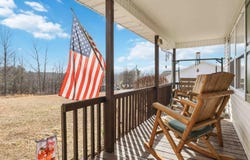 824 Walnut Road, Lily, KY 40740