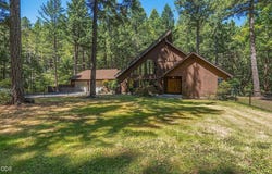 484 Round Prairie Road, Wilderville, OR 97543