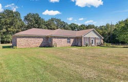 2481 S Pointer Road, Pine Bluff, AR 71603