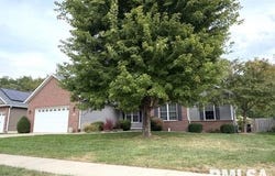 1620 Hoechester Road, Springfield, IL 62712