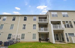 68 FOXGLOVE Drive, DELRAN, NJ 08075