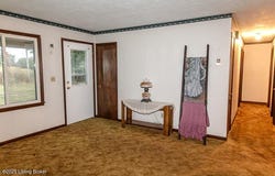 6734 N SR 7, Madison, IN 47250