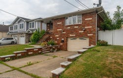 606 Knopf St, Linden City, NJ 07036-5024