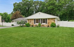 16 Parson Drive, Stony Brook, NY 11790